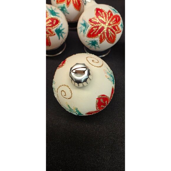Vintage Christmas Classics Commodore Hand Decorated Poinsettia Glass Ornaments - Picture 7 of 13